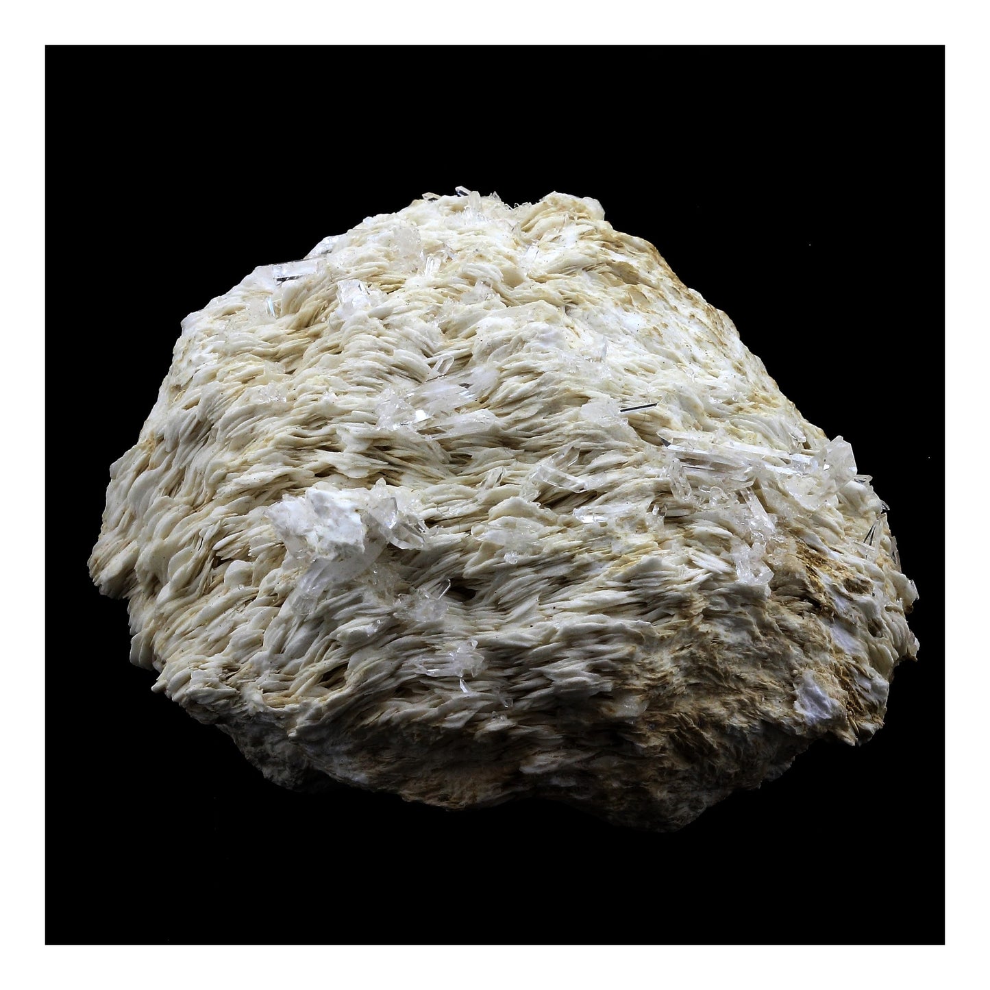 Quartz + Baryte. 1211.5 carats. Le Ribot, L'Alpe d'Huez, Isère, France
