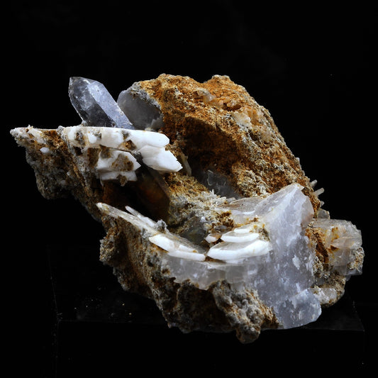 Quartz + Baryte. 524.5 carats. La Mure, Isère, France