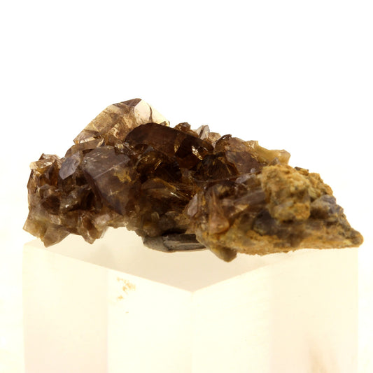 Axinite. 19.5 carats. La Balme d'Auris, Bourg d'Oisans, Isère, France