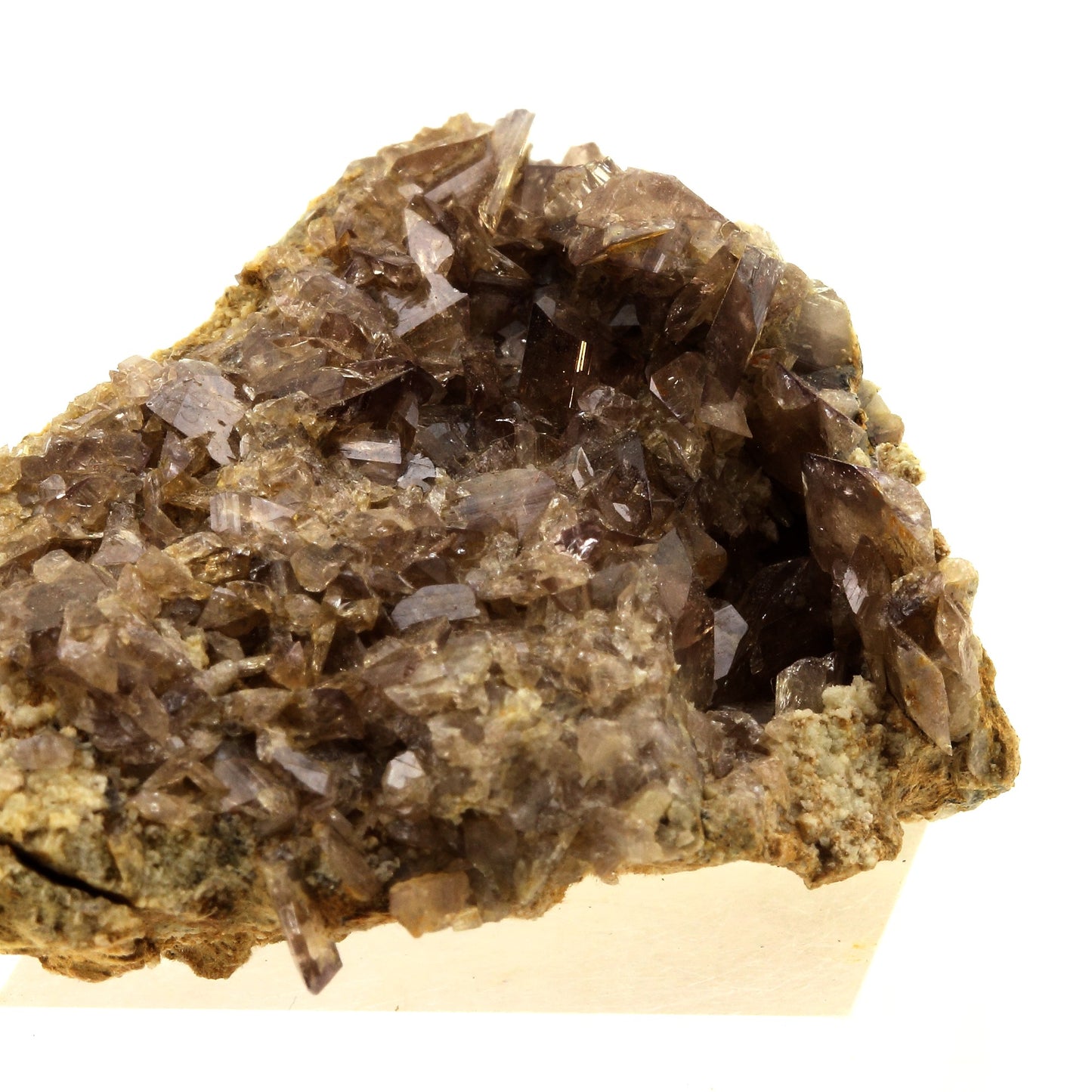 Axinite. 208.5 carats. La Balme d'Auris, Bourg d'Oisans, Isère, France