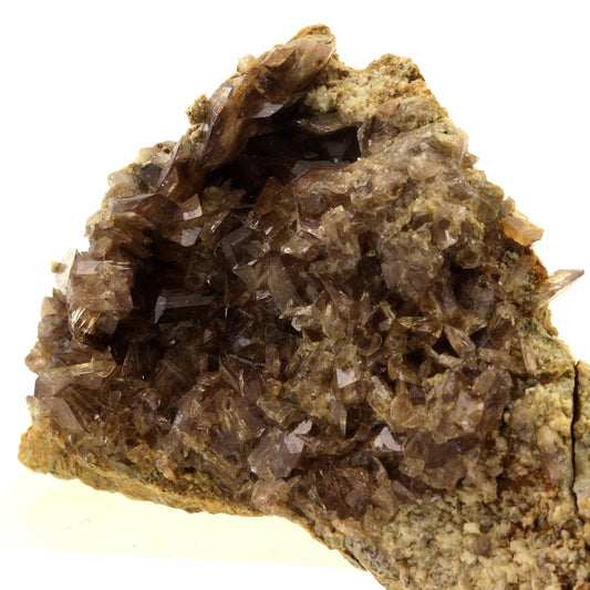 Axinite. 208.5 carats. La Balme d'Auris, Bourg d'Oisans, Isère, France