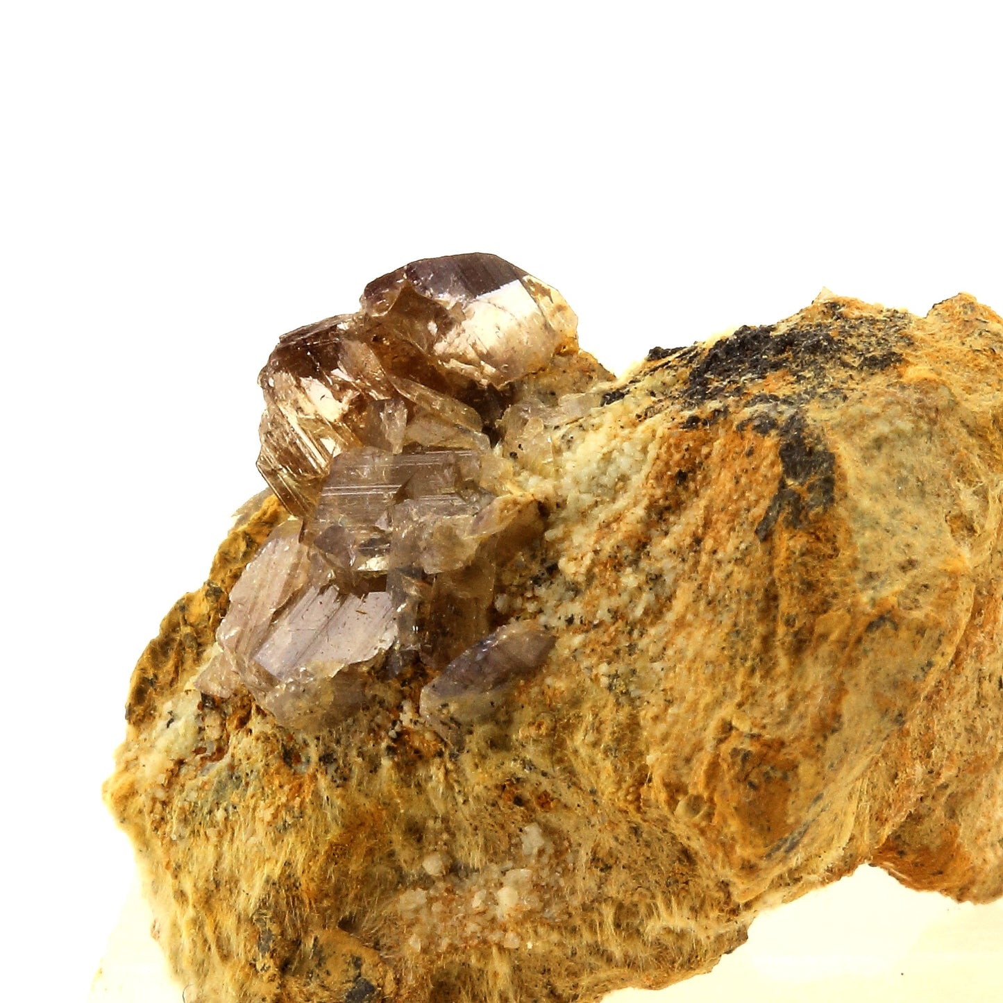 Axinite. 53.0 carats. La Balme d'Auris, Bourg d'Oisans, Isère, France