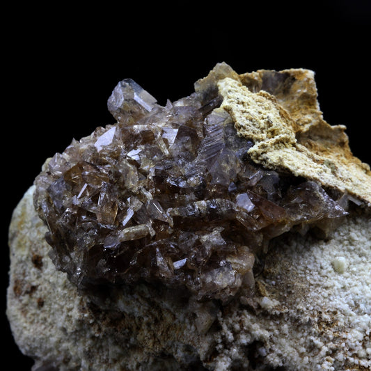 Axinite. 361.0 carats. La Balme d'Auris, Bourg d'Oisans, Isère, France