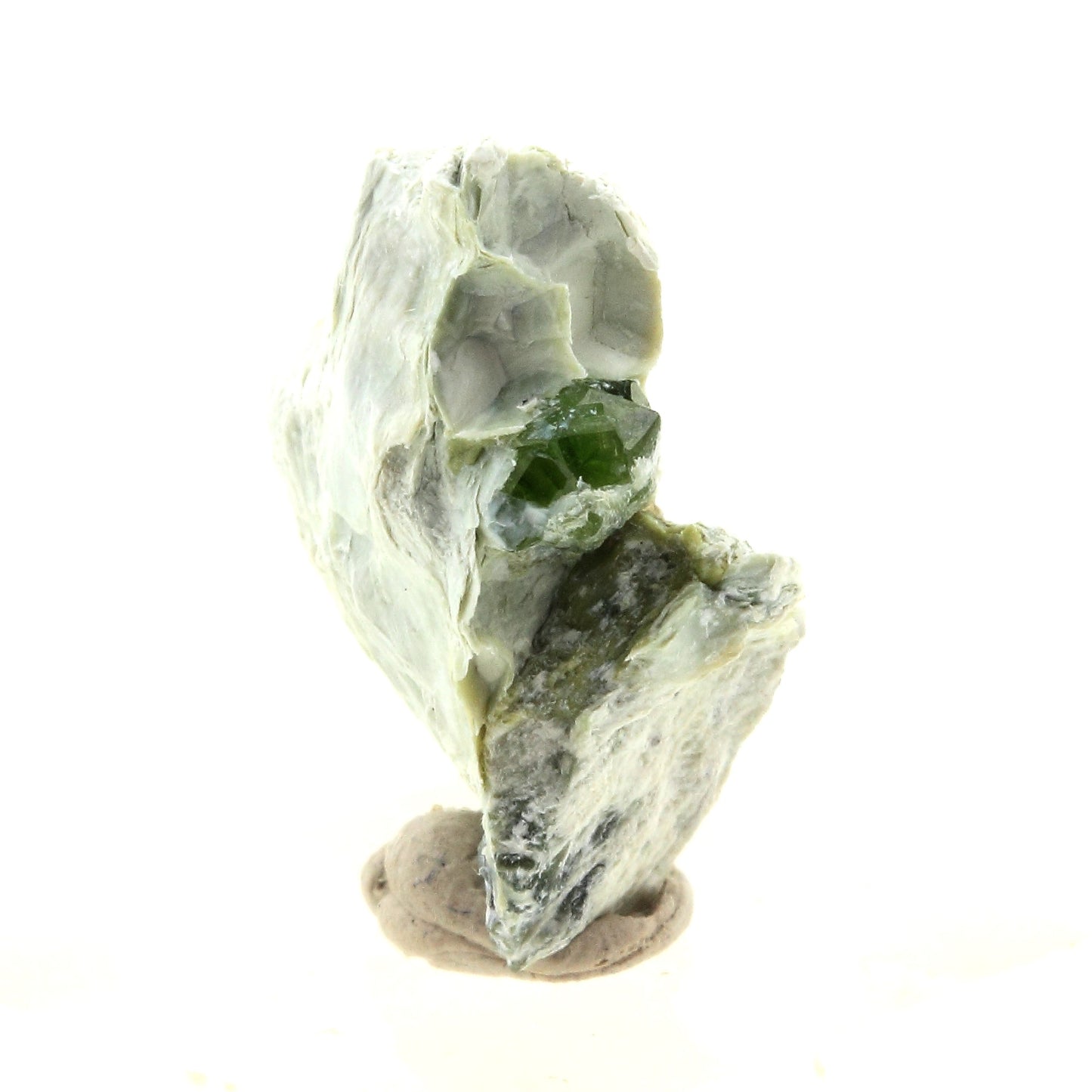 Grenat démantoïde. 8.5 carats. Jeffrey Mine, Asbestos, Québec, Canada