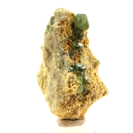 Grenat démantoïde. 122.5 carats. Antetezambato, Madagascar