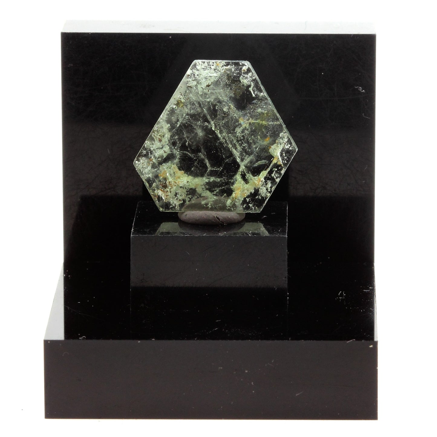 Béryl vert (tranche polie). 11.19 carats. Tsaramasoandro, Analamanga, Madagascar