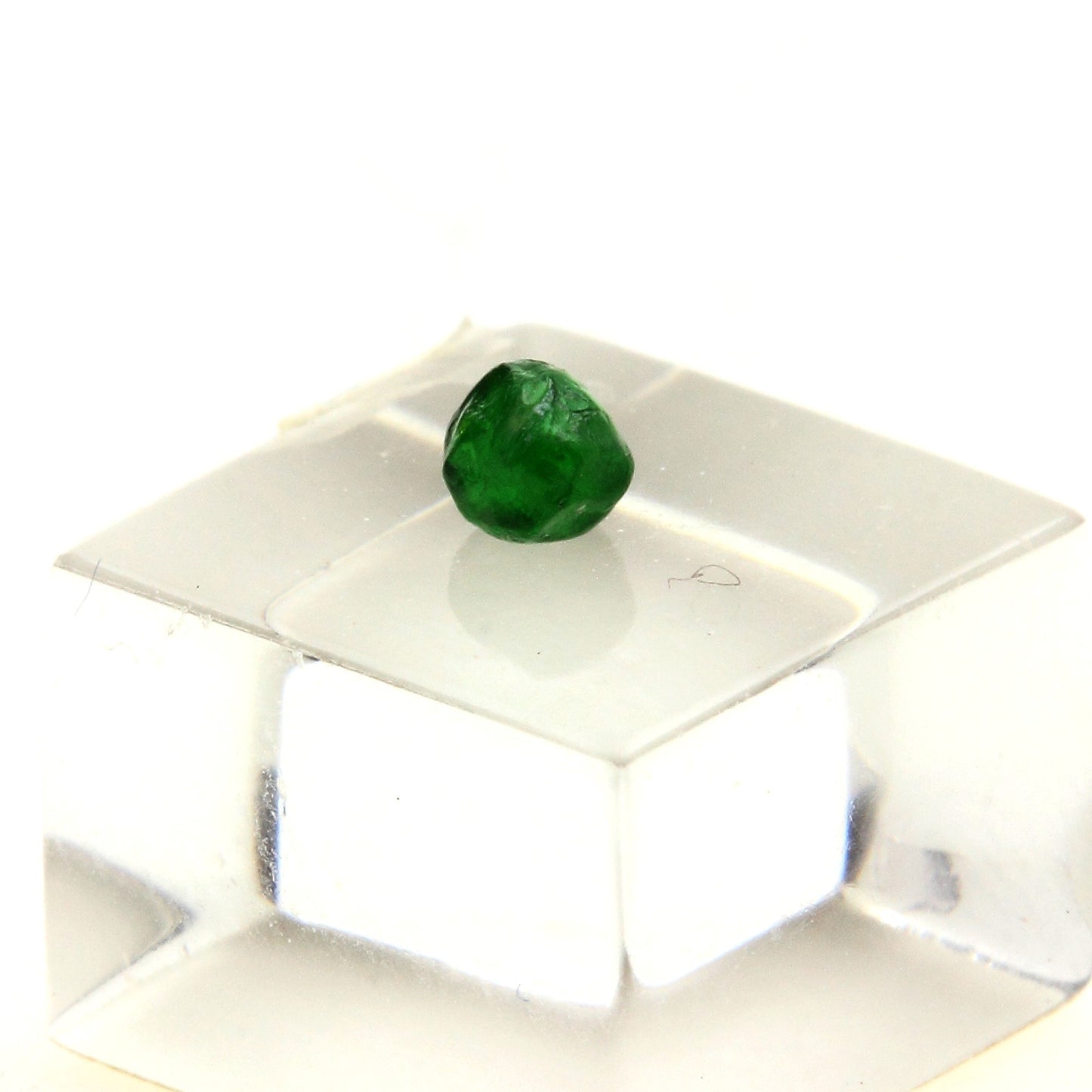 Grenat démantoïde. 0.17 carats. Kerman Province, Iran