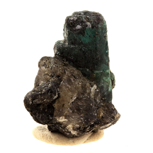 Emeraude. 58.5 carats. Irondro, Mananjary, Madagascar