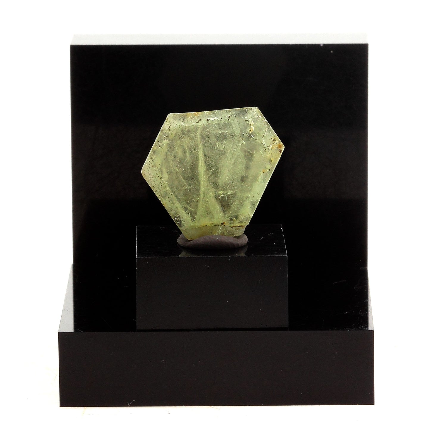 Béryl vert (tranche polie). 11.63 carats. Fitampito, Ikalamavony, Madagascar
