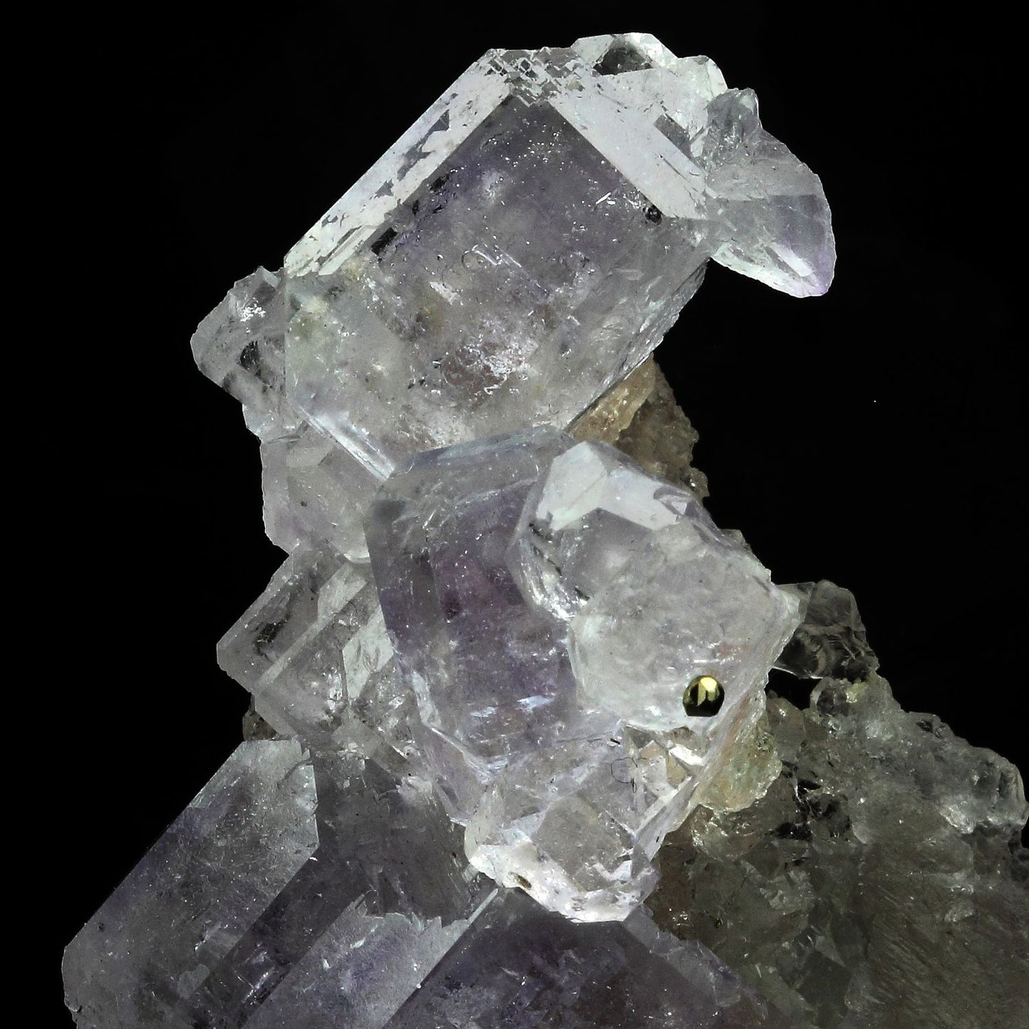 Fluorite. 803.5 carats. Henan, Chine