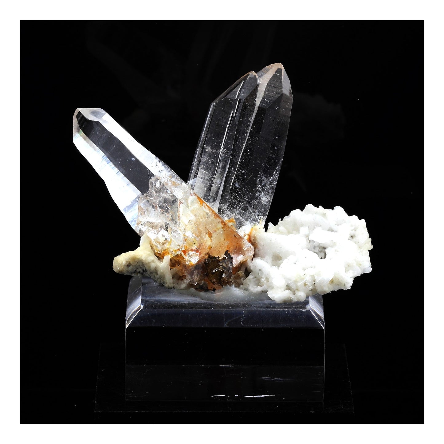 Quartz + Albite, 304.0 carats, l'Oisans, Isère, France