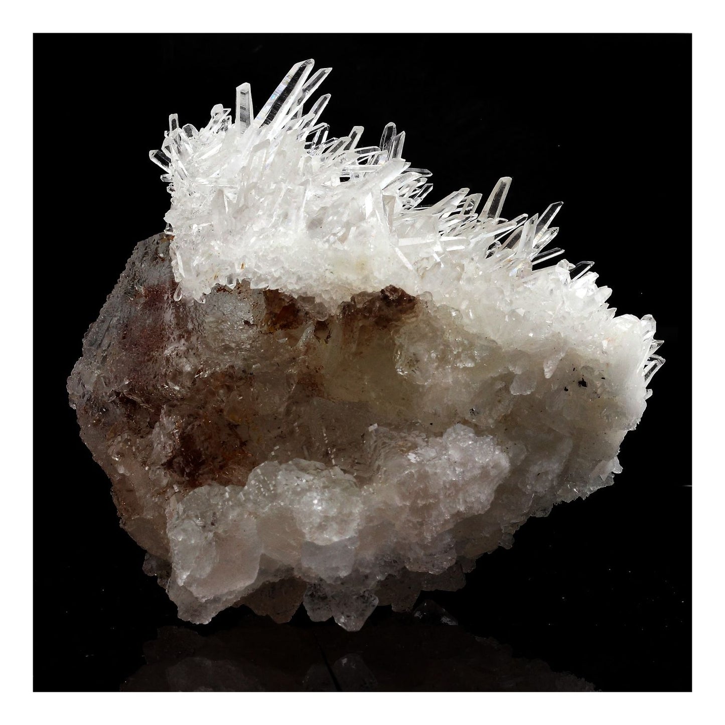 Fluorite + Quartz. 3253.0 carats. Mundo Nuevo Mine, Huamachuco, Pérou