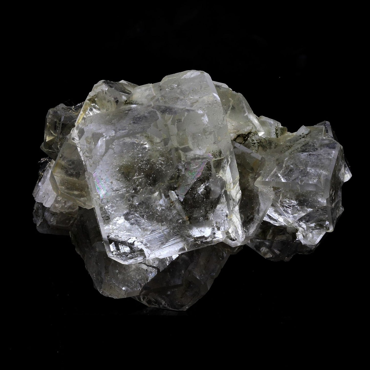 Fluorite. 1052.0 carats. Nikolaevskiy Mine, Dal'negorsk, Russie