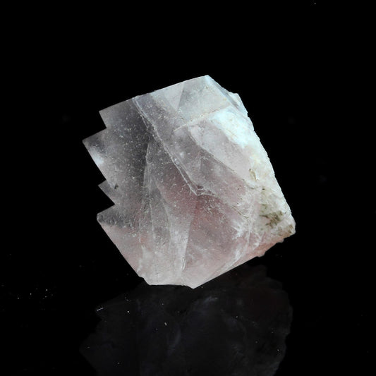 Fluorite rose. 5.74 carats. Massif du Mont-Blanc, France