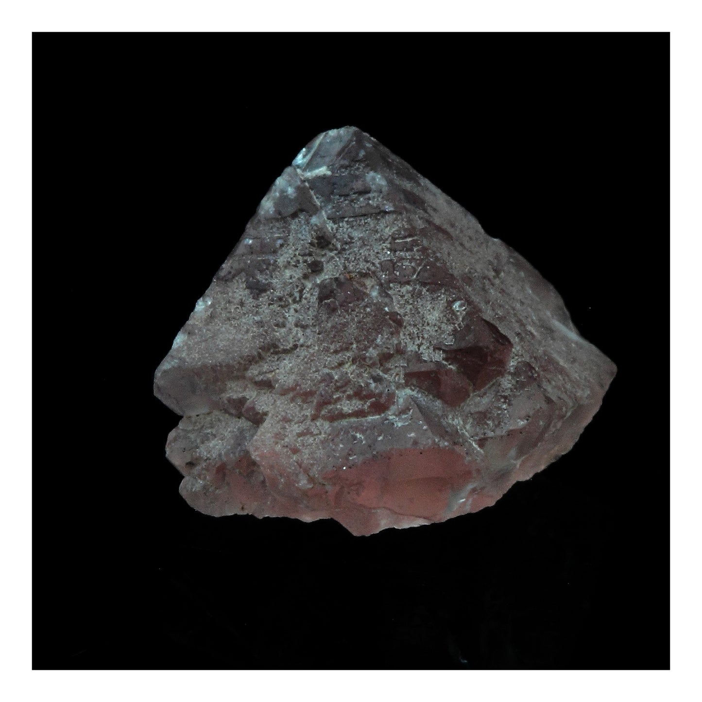 Fluorite rose. 4.34 carats. Massif du Mont-Blanc, France