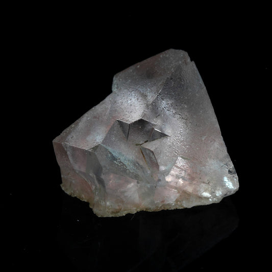 Fluorite rose. 5.82 carats. Massif du Mont-Blanc, France