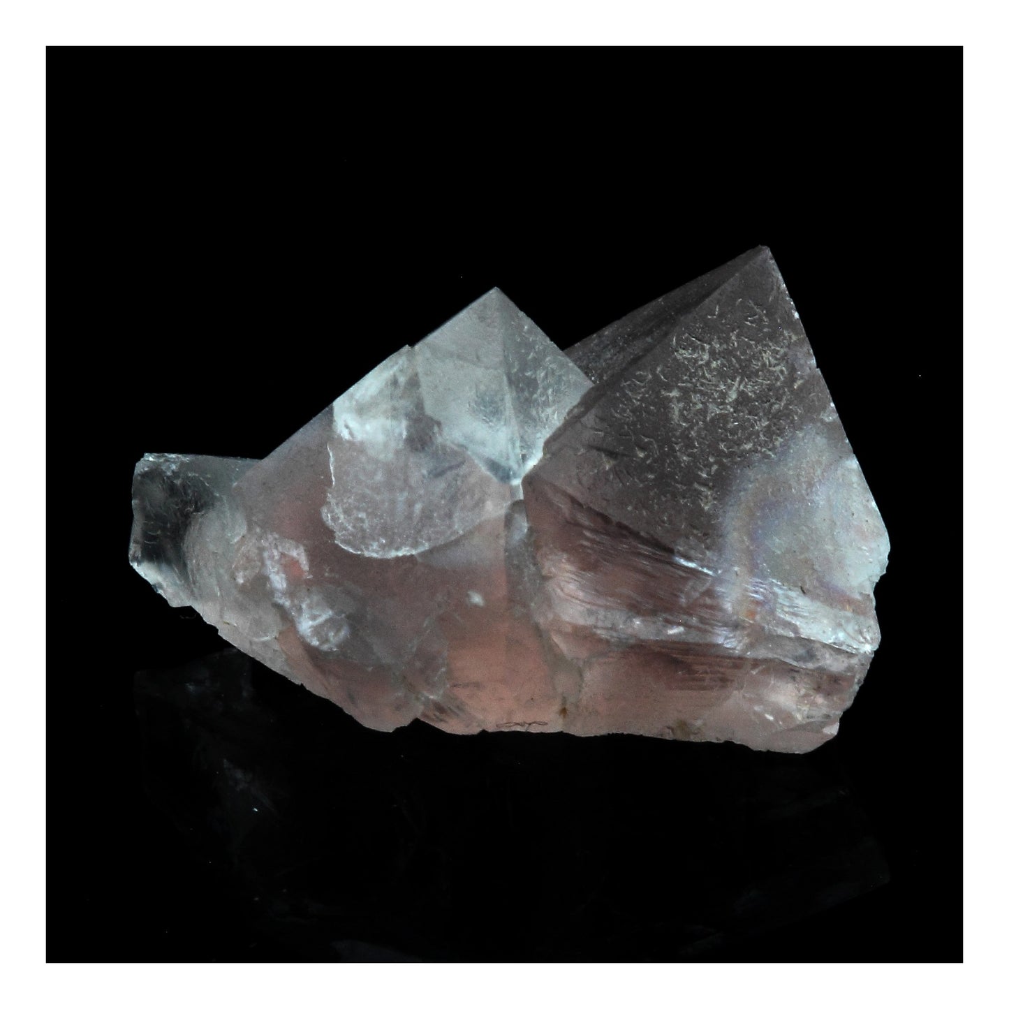 Fluorite rose. 8.06 carats. Massif du Mont-Blanc, France