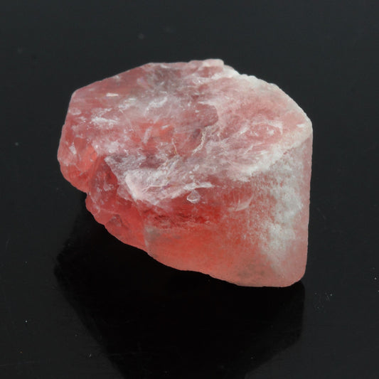 Fluorite rose. 10.5 carats. Massif du Mont-Blanc, France