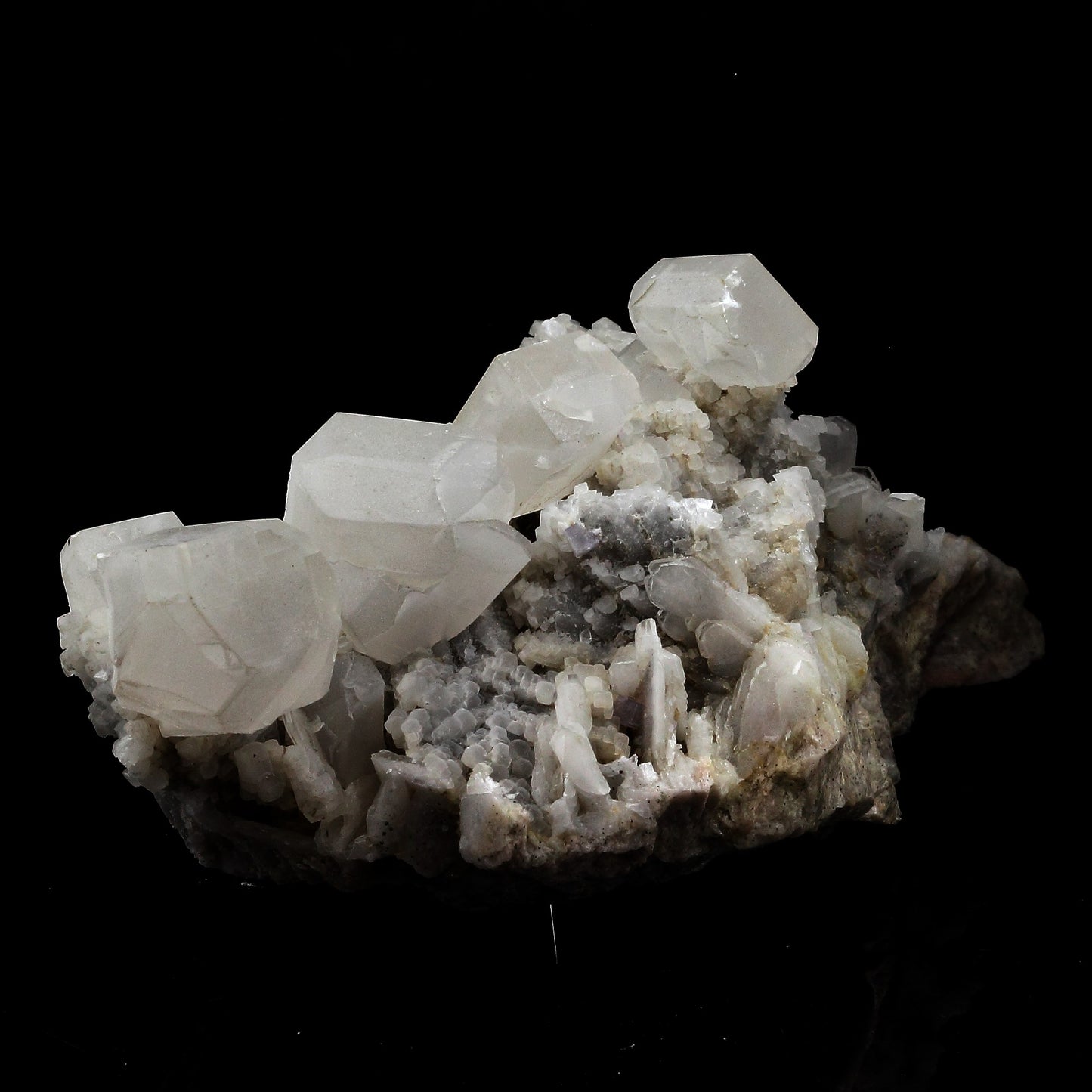 Baryte, Calcite. 1989.5 carats. Saint-Péray, Ardèche, France