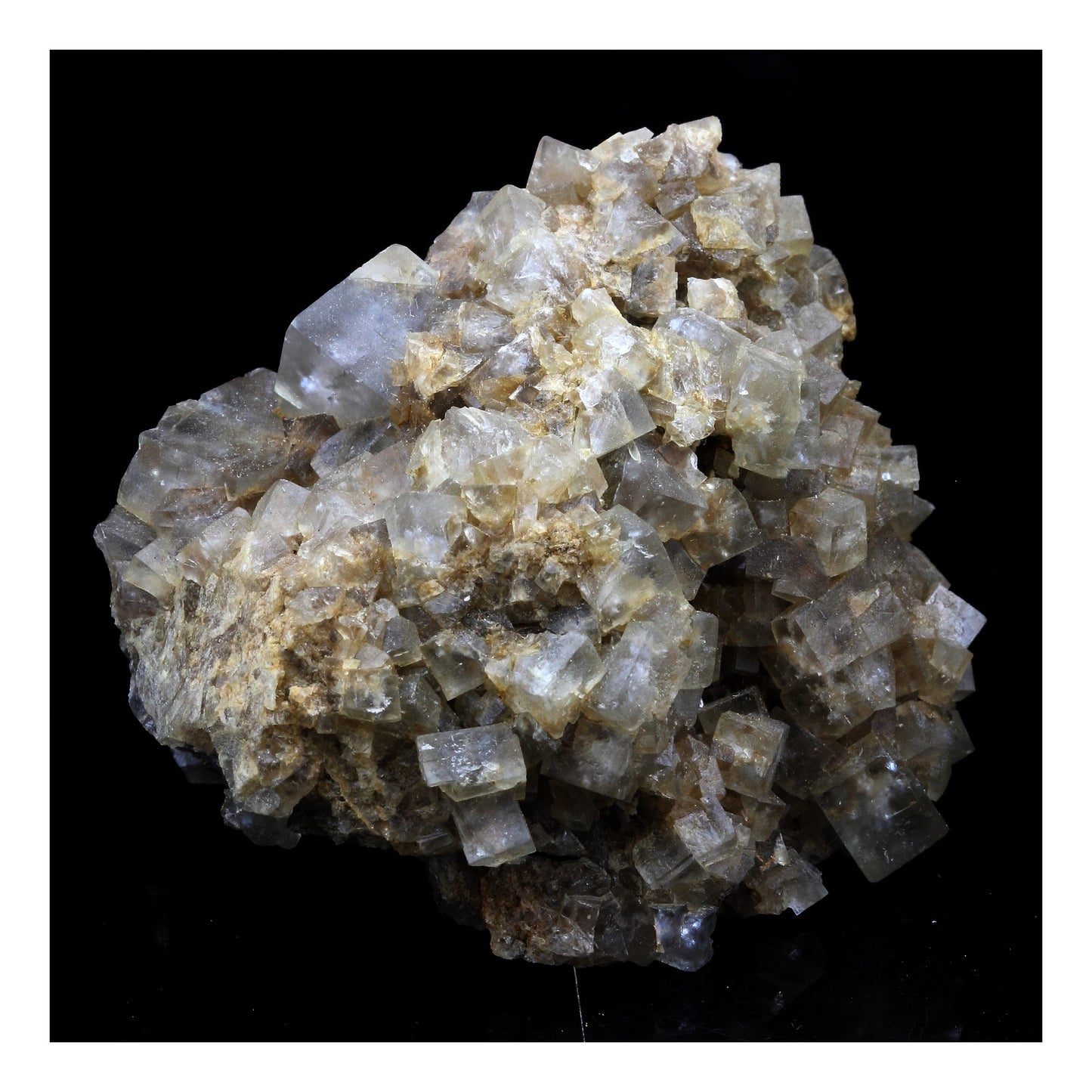 Fluorite. 571.0 carats. Plats, Ardèche, France