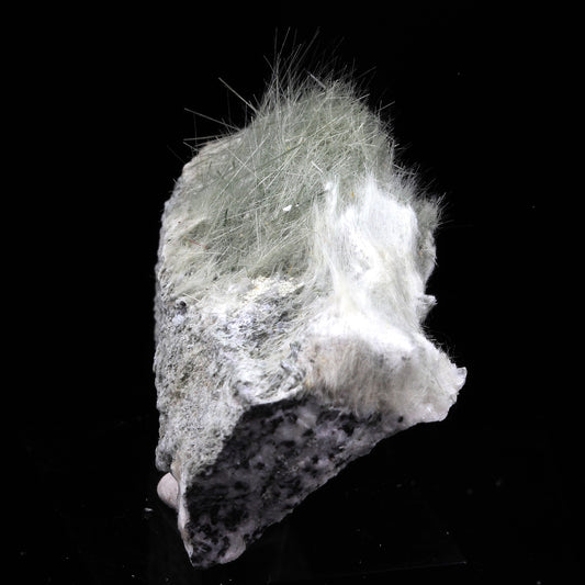 Byssolite. 126.0 carats. La Combe de la Selle, Bourg d'Oisans, France