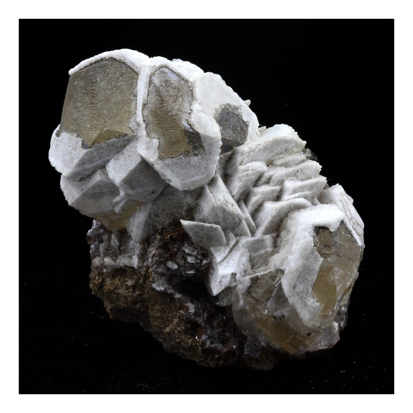 Calcite. 214.0 carats. Les Bondons, Lozère, France
