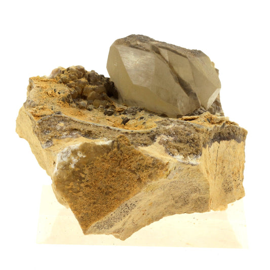 Calcite. 683.0 carats. Lodève, Hérault, Occitanie, France