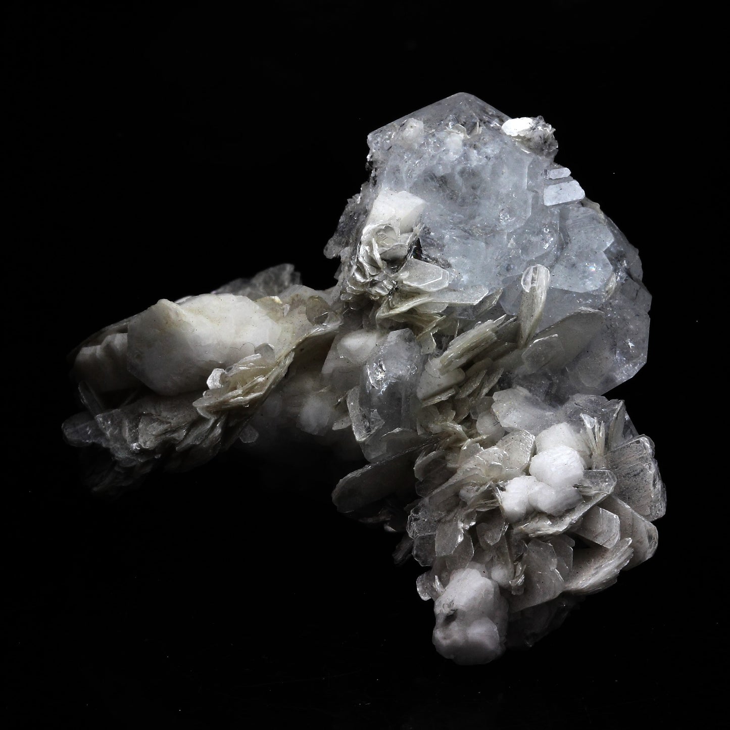 Goshenite, Muscovite, 191.0 carats, Mianyang, Sichuan, Chine