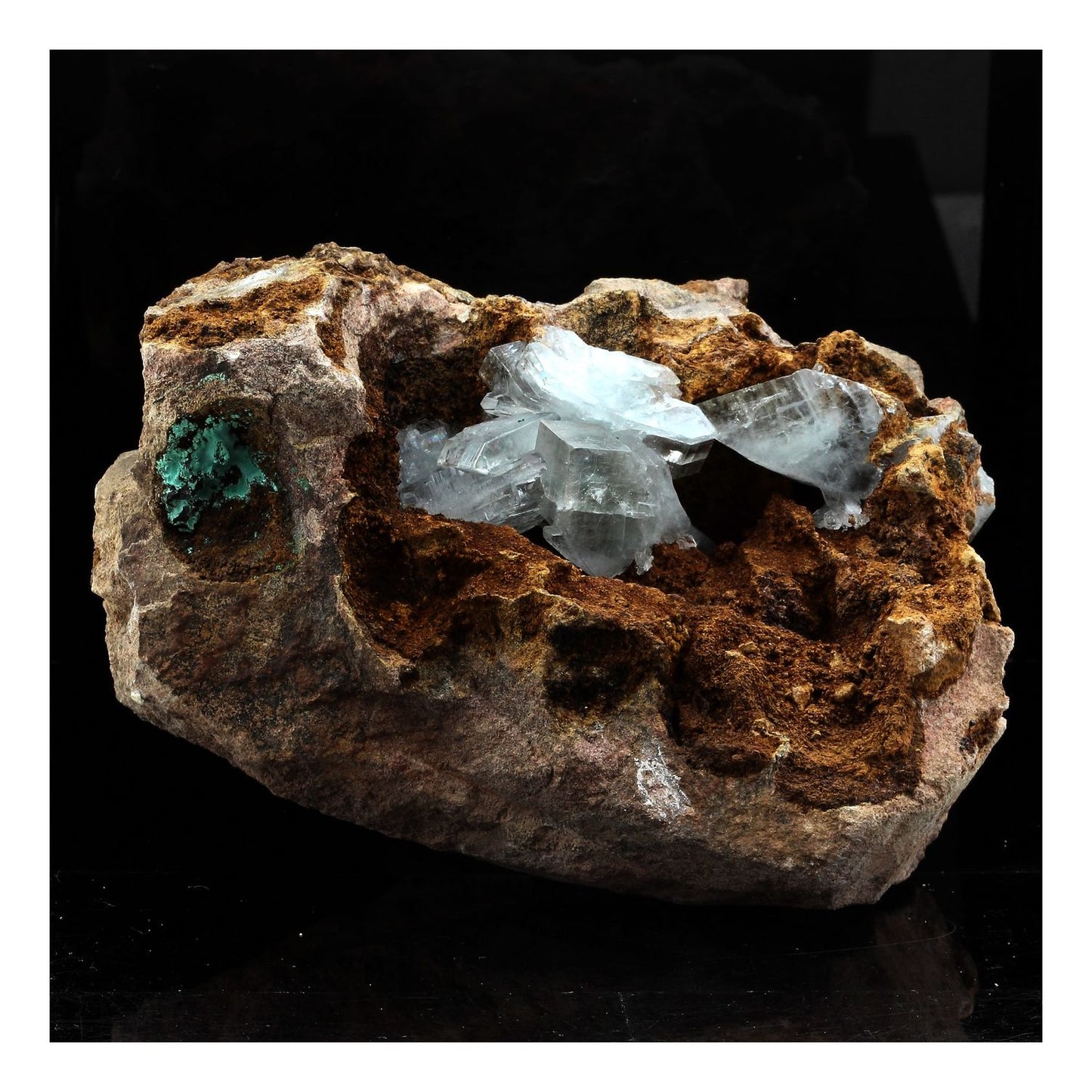 Baryte + Malachite. 3282.0 carats. Congo