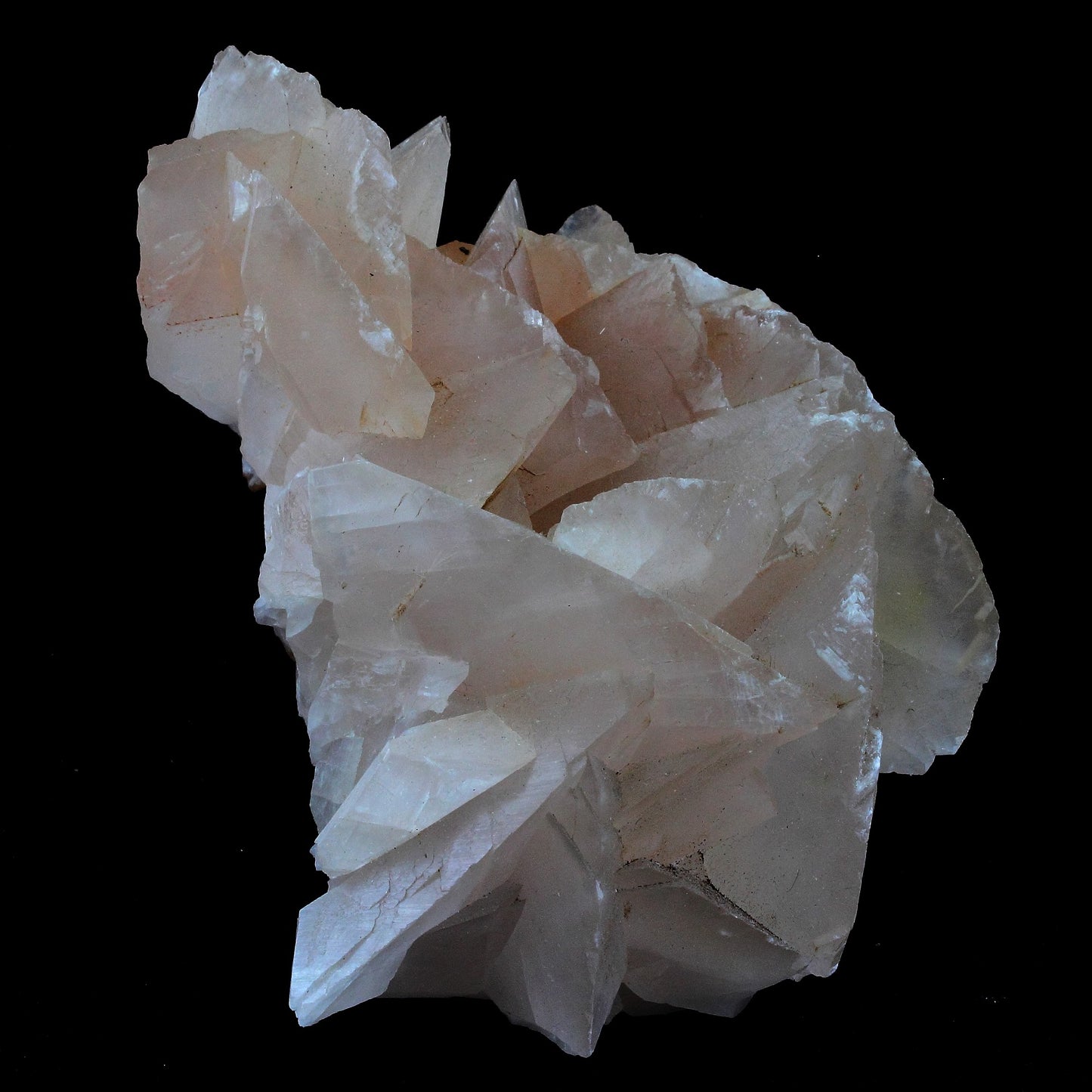 Calcite. 5043.0 carats. Chine
