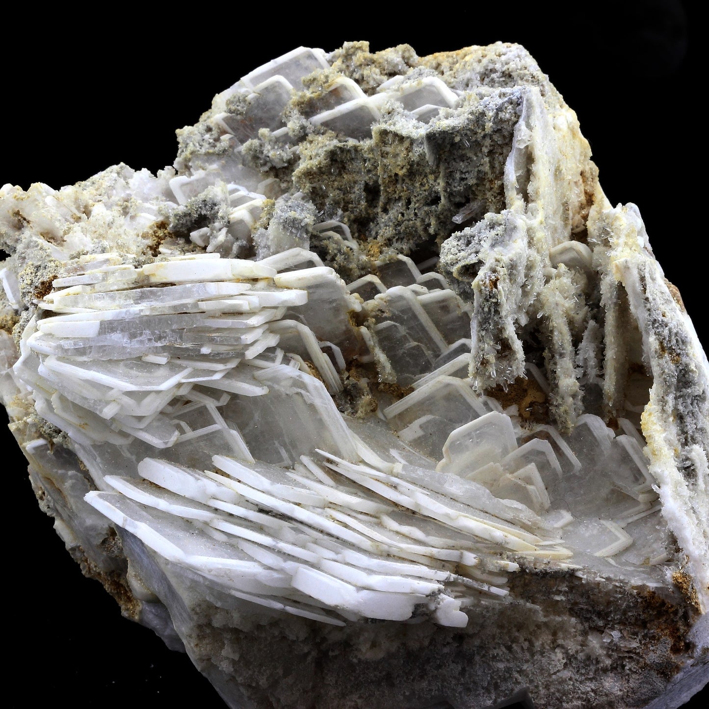 Baryte. 3646.0 carats. La Mure, Isère, France
