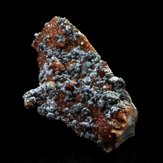 Grenat Hessonite. 174.0 carats. Val de Suza, Piedmont, Italie