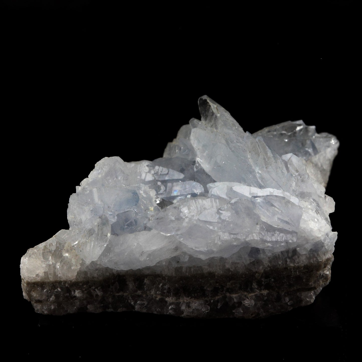 Celestine. 92.5 carats. Montalieu-Vercieu, Isère, France