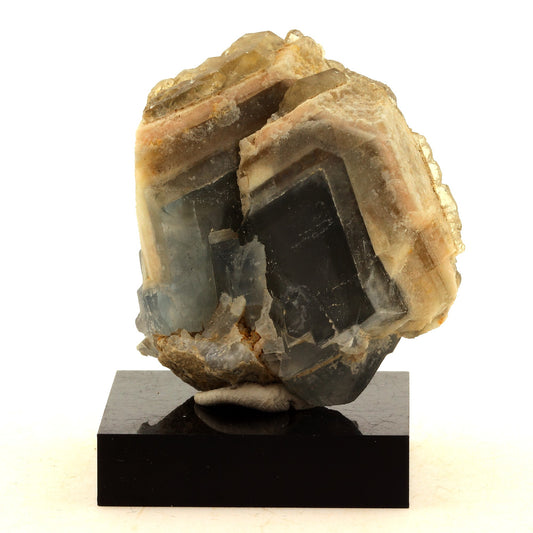 Baryte. 465.0 carats. Saint-Georges-les-Bains, Ardèche, France