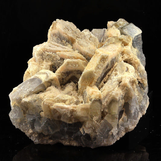 Baryte. 1165.0 carats. Saint-Georges-les-Bains, Ardèche, France