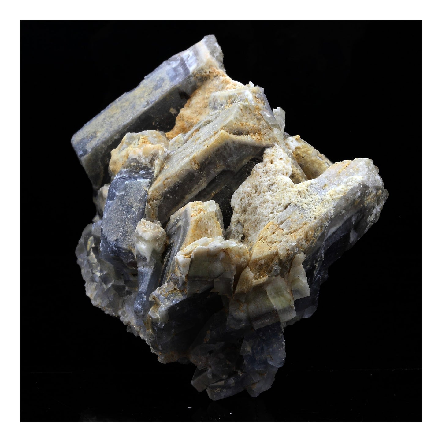Baryte. 2161.0 carats. Saint-Georges-les-Bains, Ardèche, France