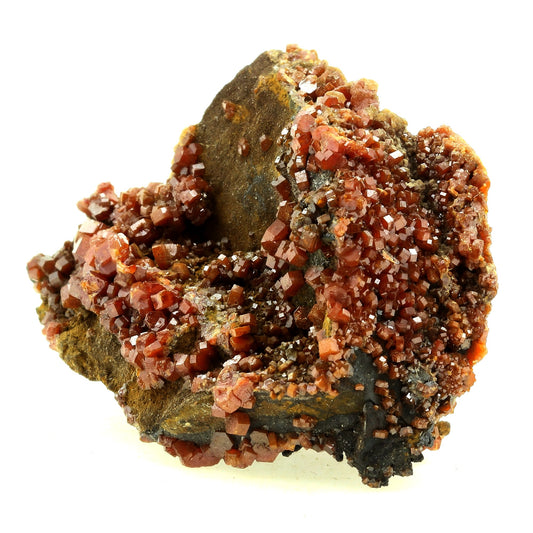 Vanadinite + Goethite. 376.5 carats. Taouz, Meknès-Tafilalet Region, Maroc