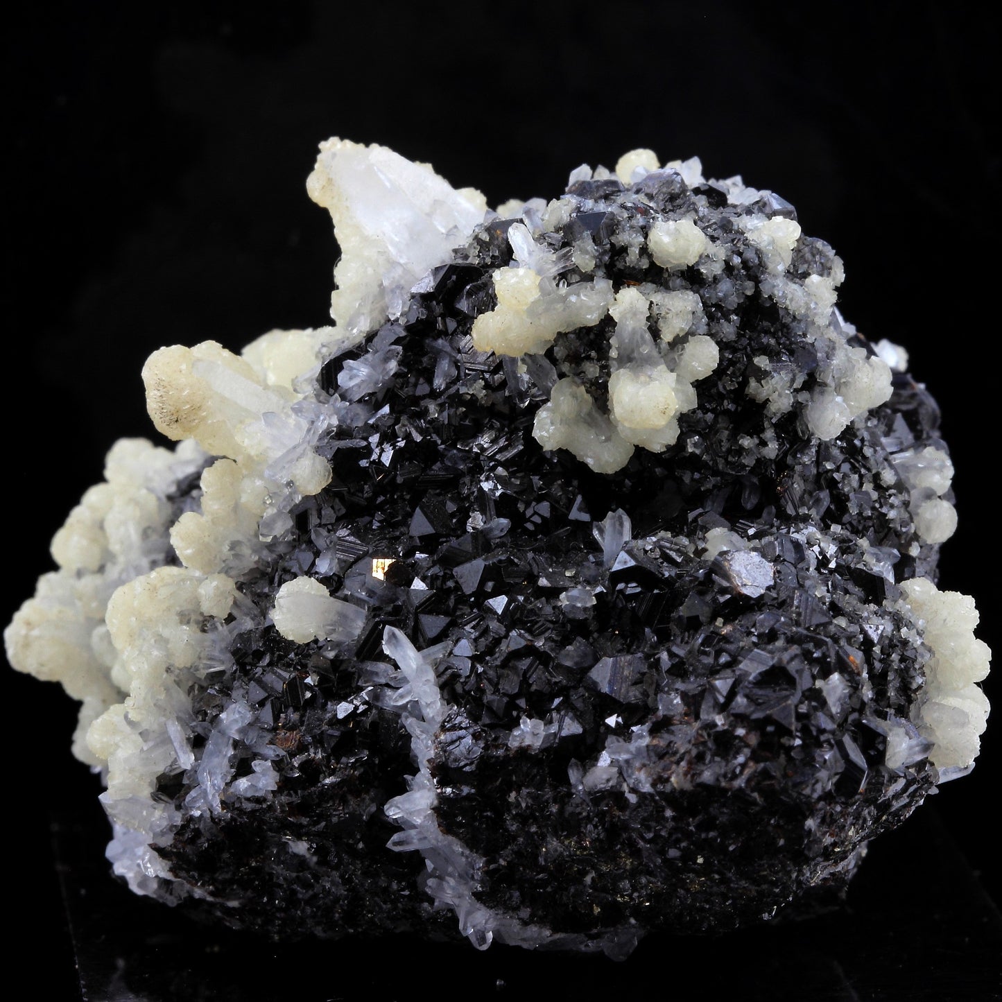 Sphalerite, Calcite, Quartz. 724.5 carats. Herja Mine, Maramureș, Roumanie