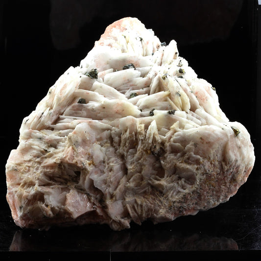 Chalcopyrite, Baryte. 7485.0 carats. Dreislar, Winterberg, Allemagne