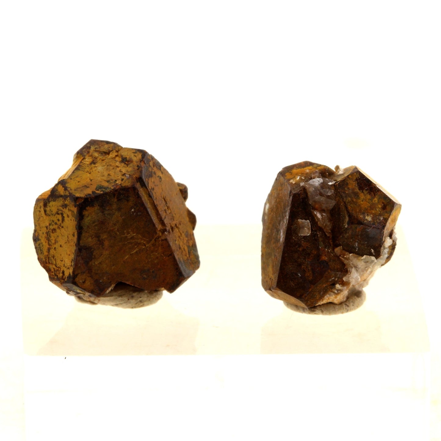 Pyrite + Calcite + Dolomite. 22.0 carats. Lamalou-les-Bains, Hérault, France
