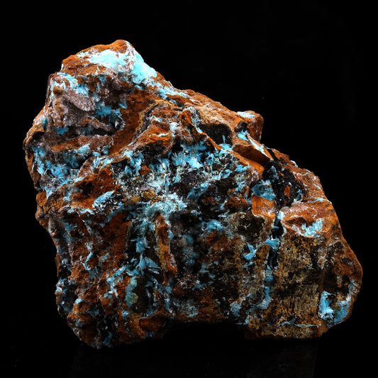 Aurichalcite. 490.0 carats. Pimbi hill, Mindouli, Congo