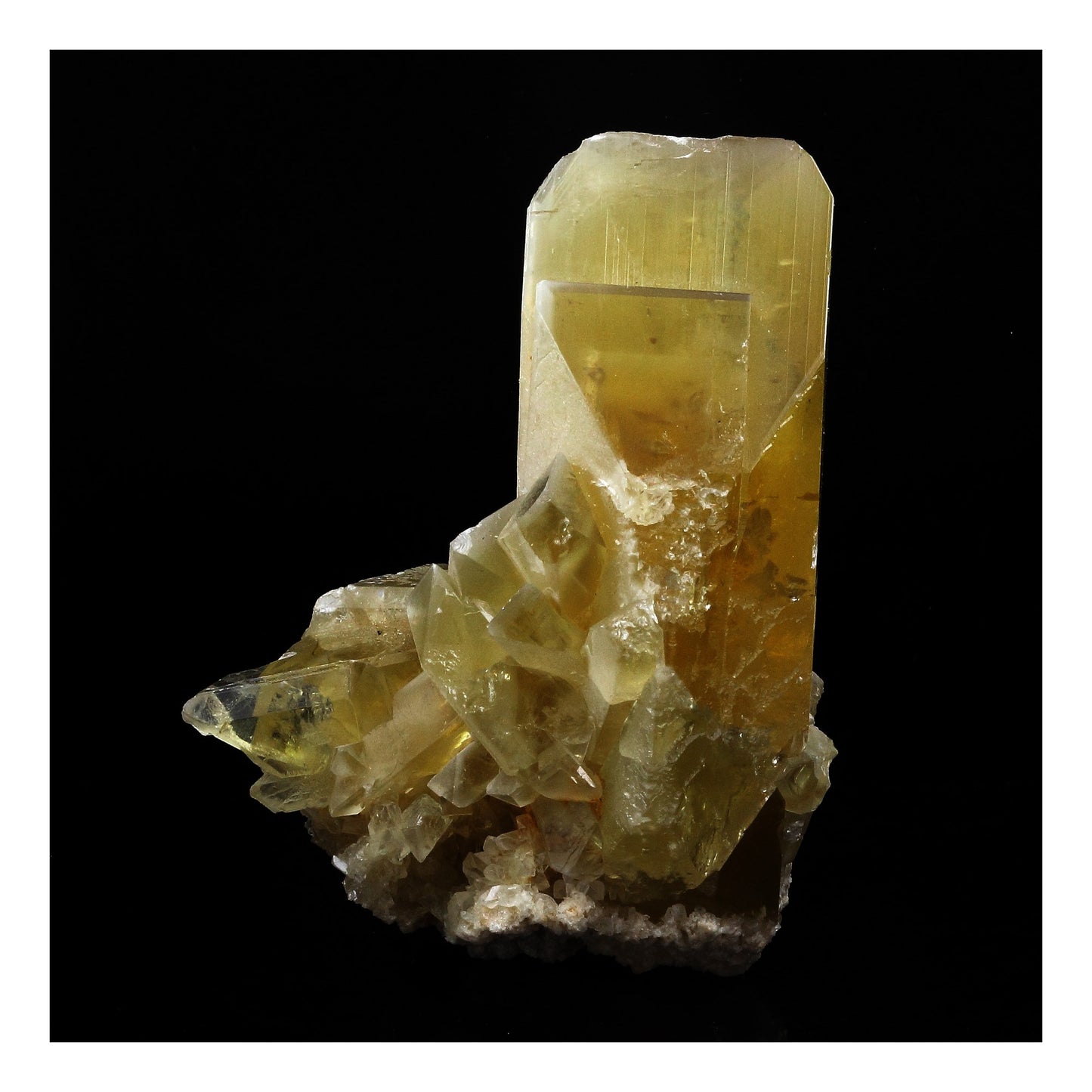 Baryte. 664.0 carats. Sulcis, Sardaigne, Italie