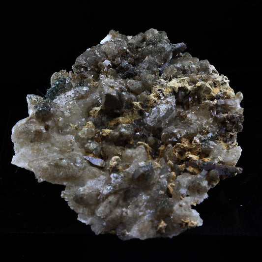 Anatase + Quartz. 77.0 carats. Entre Deux Roches, Massif de la Lauzière, France