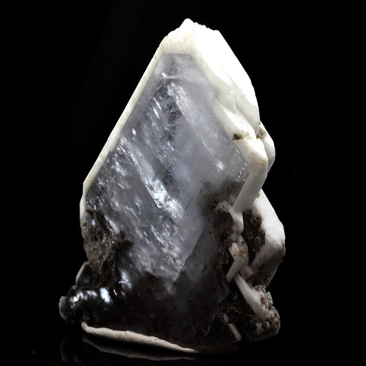 Baryte. 321.0 carats. La Mure, Isère, France
