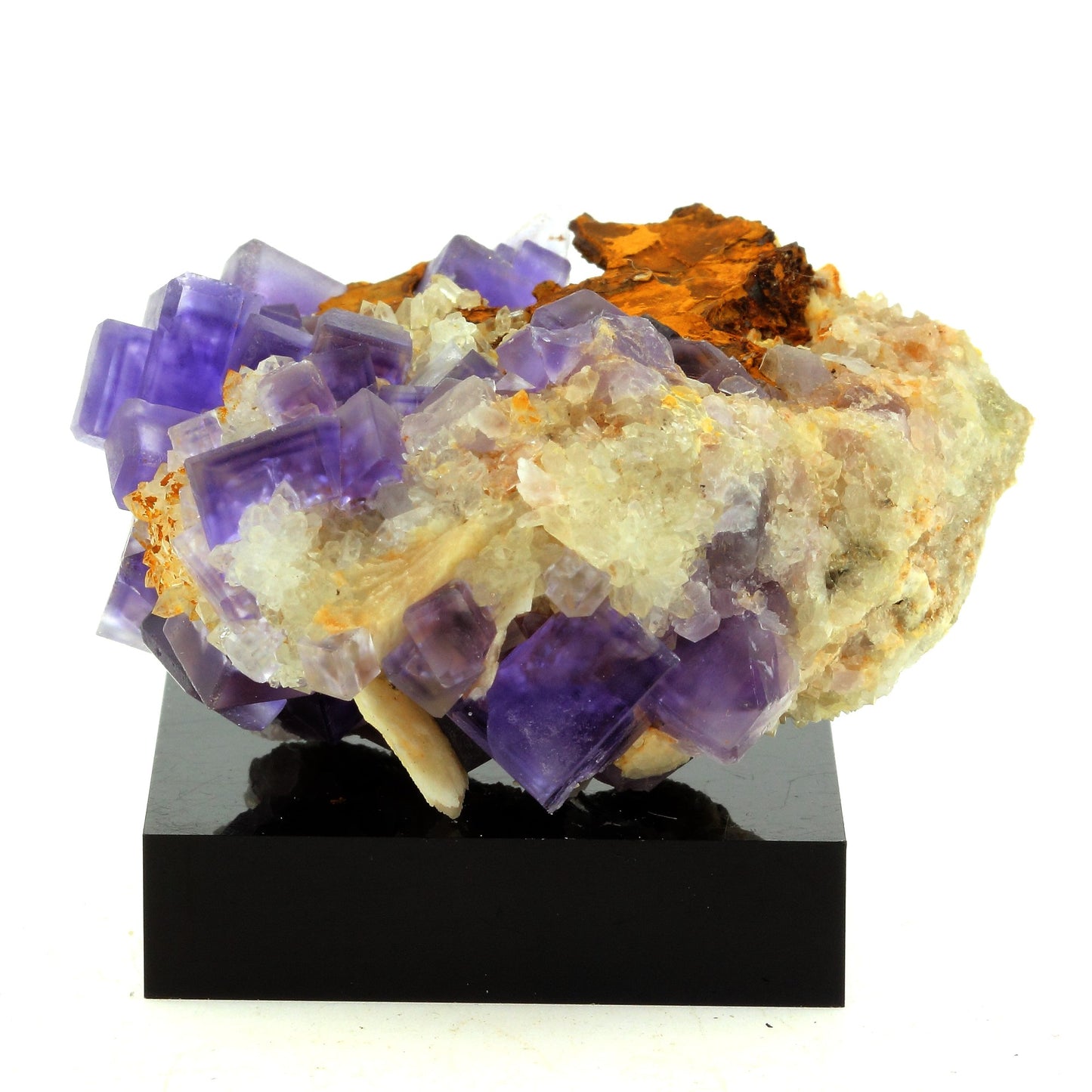 Fluorite + Baryte + Quartz. 441.0 carats. La Cabaña, Berbes, Asturias, Espagne