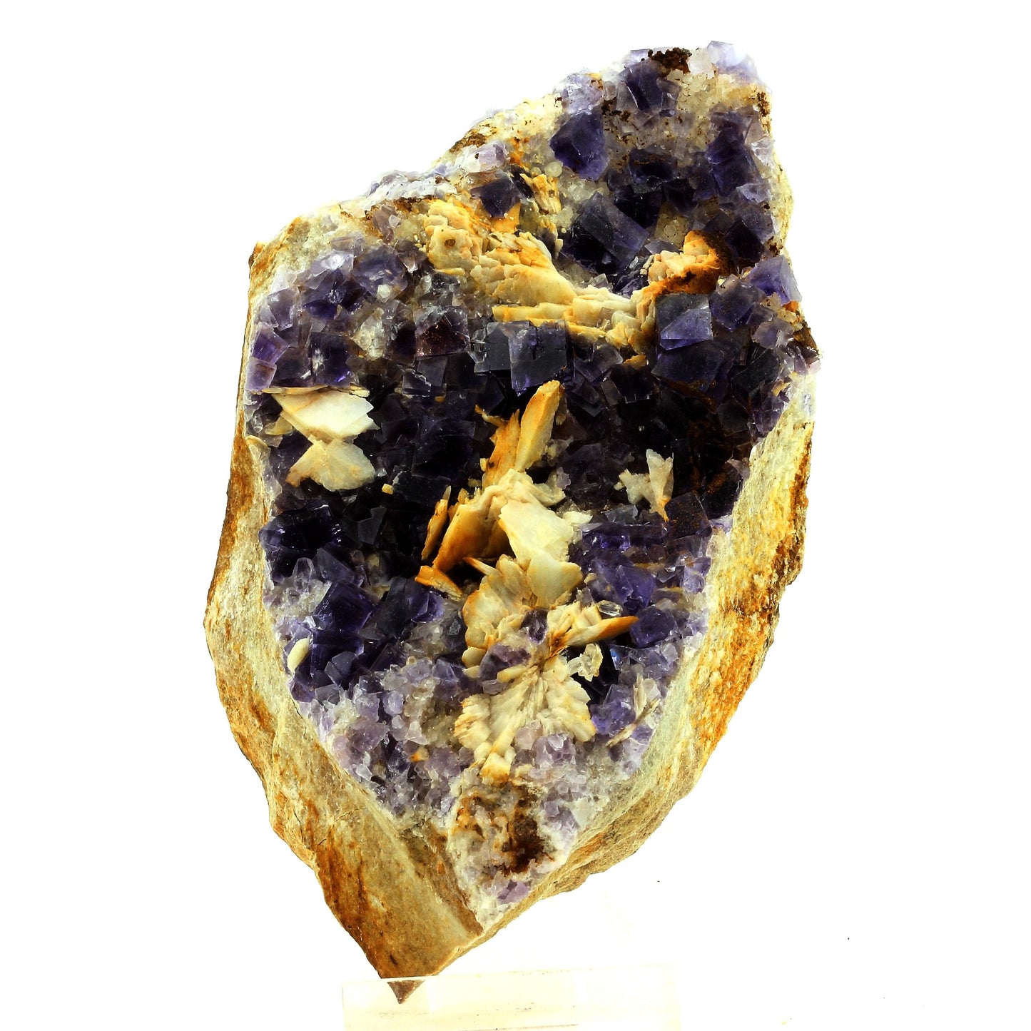 Fluorite + Baryte + Quartz. 2343.0 carats. La Cabaña, Berbes, Asturias, Espagne