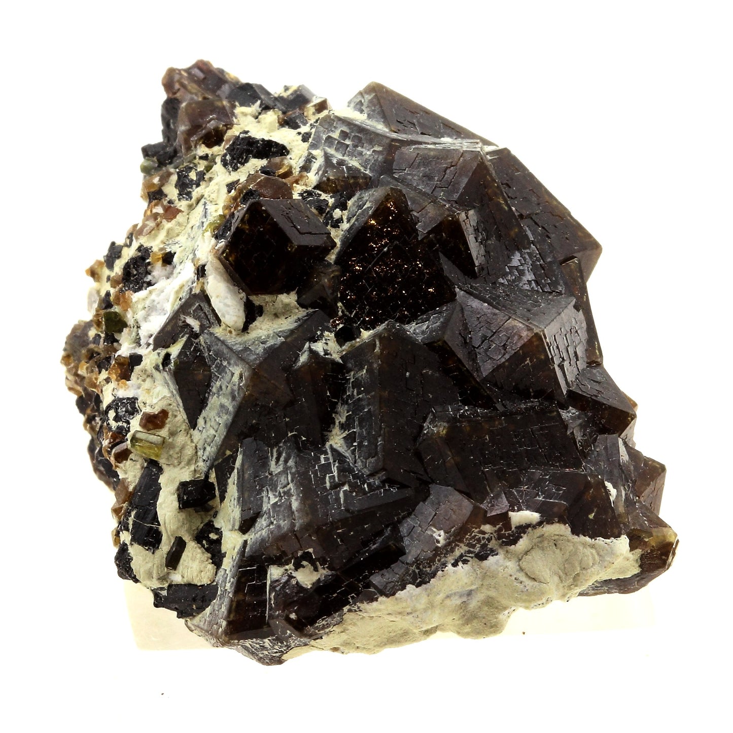 Grenat. 241.0 carats. Balochistan, Pakistan