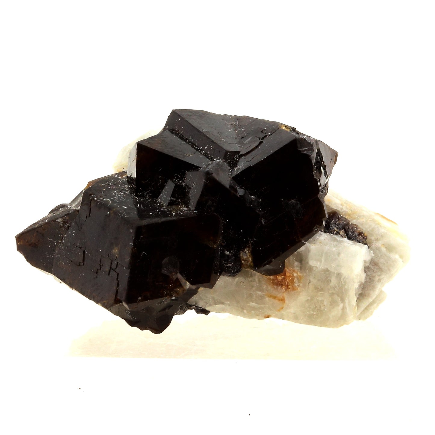 Grenat. 91.0 carats. Balochistan, Pakistan