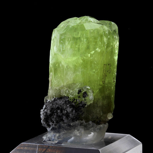 Diopside. 244.0 carats. Merelani Hills, Manyara, Tanzanie