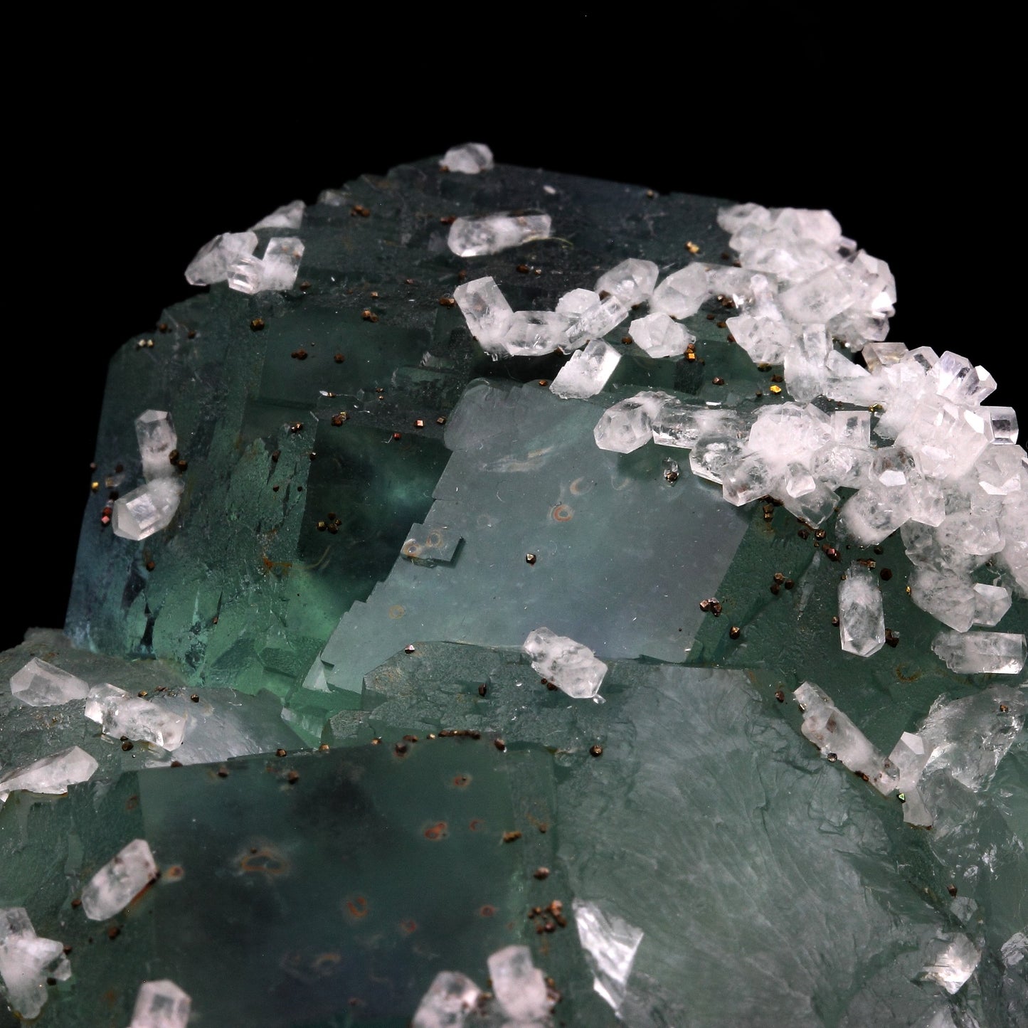 Fluorite. 1158.0 carats. Chine